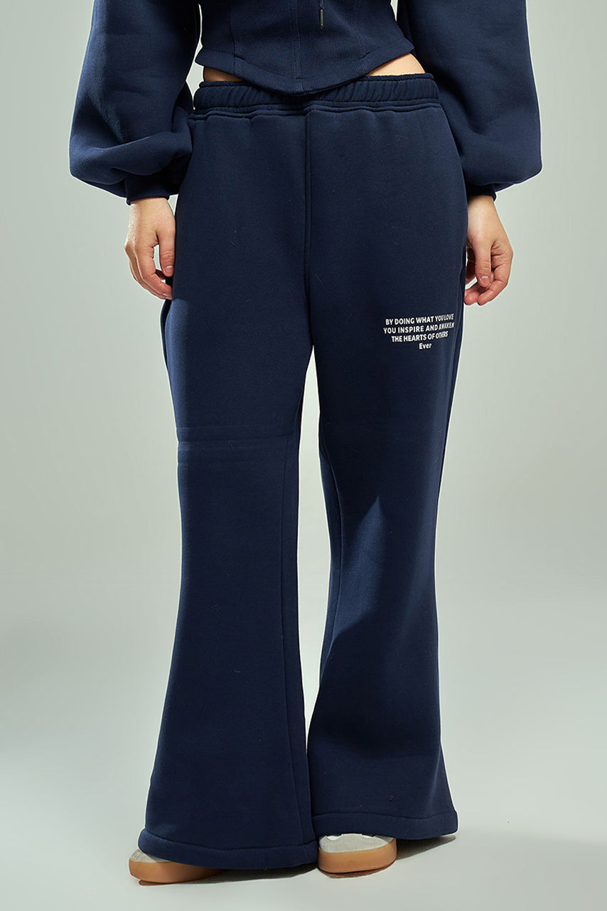 Wide-Leg Sweatpant